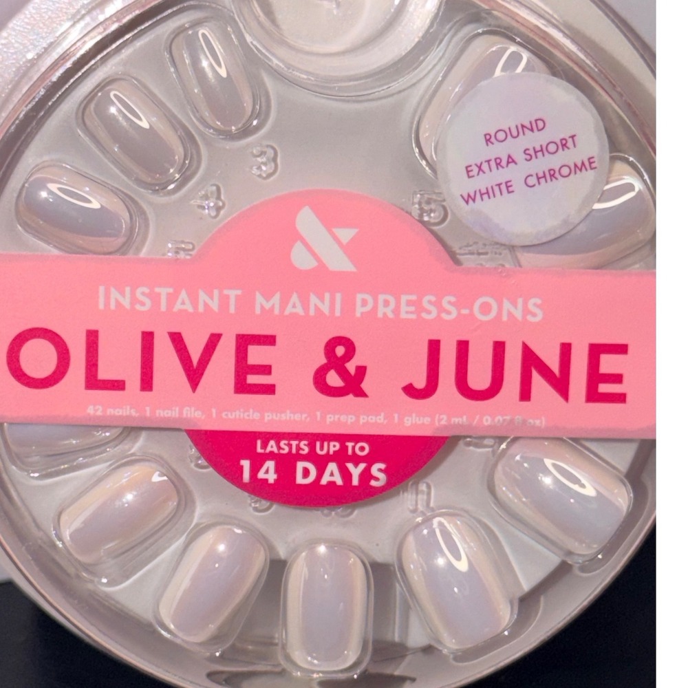 Olive & June White Chrome Instant Mani Press-On Nails Round Extra Short 42ct